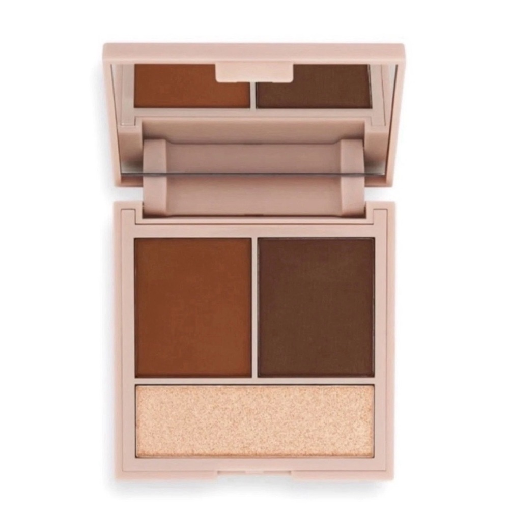 NIB Makeup Revolution London Face Powder Contour Palette Sealed Compact Medium - Picture 2 of 7